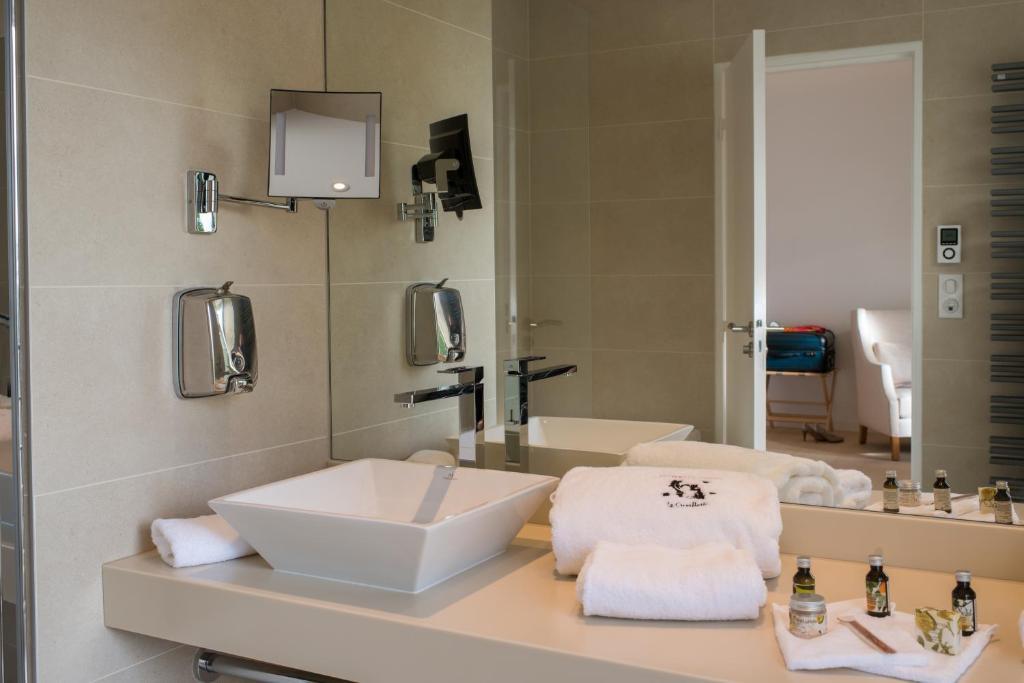 Chateau & Spa De La Cueillette Мерсо Номер фото