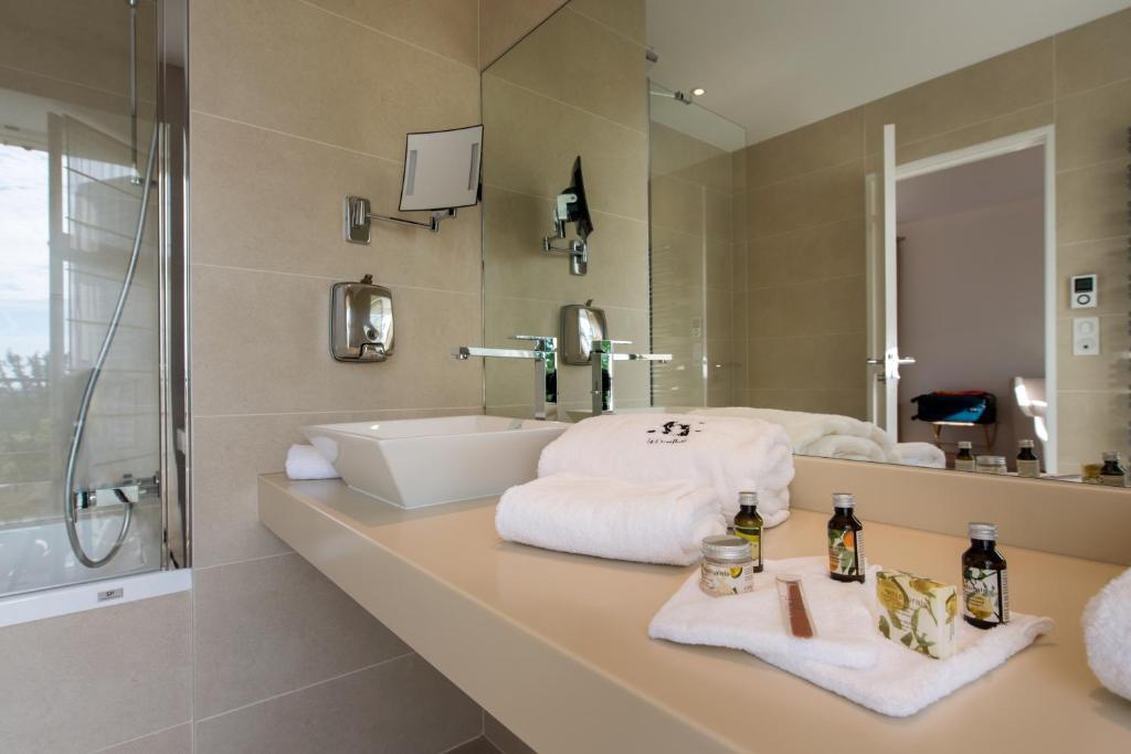 Chateau & Spa De La Cueillette Мерсо Номер фото